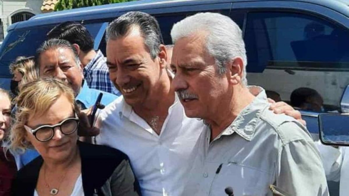 Alcalde y diputados de Reynosa salen a emitir sus votos
