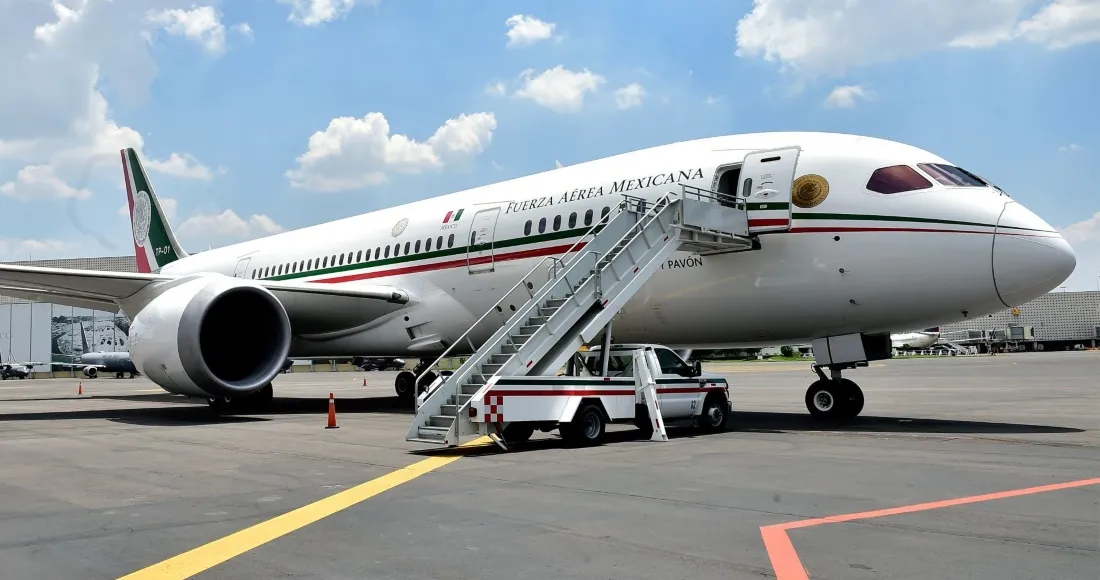 En «abonos chiquitos», AMLO ofrece avión presidencial a Argentina