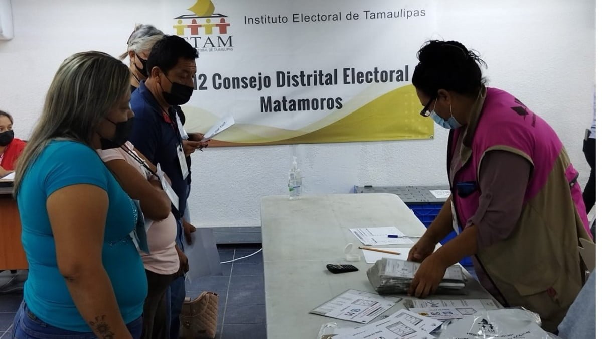 Descubren 11 boletas “falsas” en casillas electorales