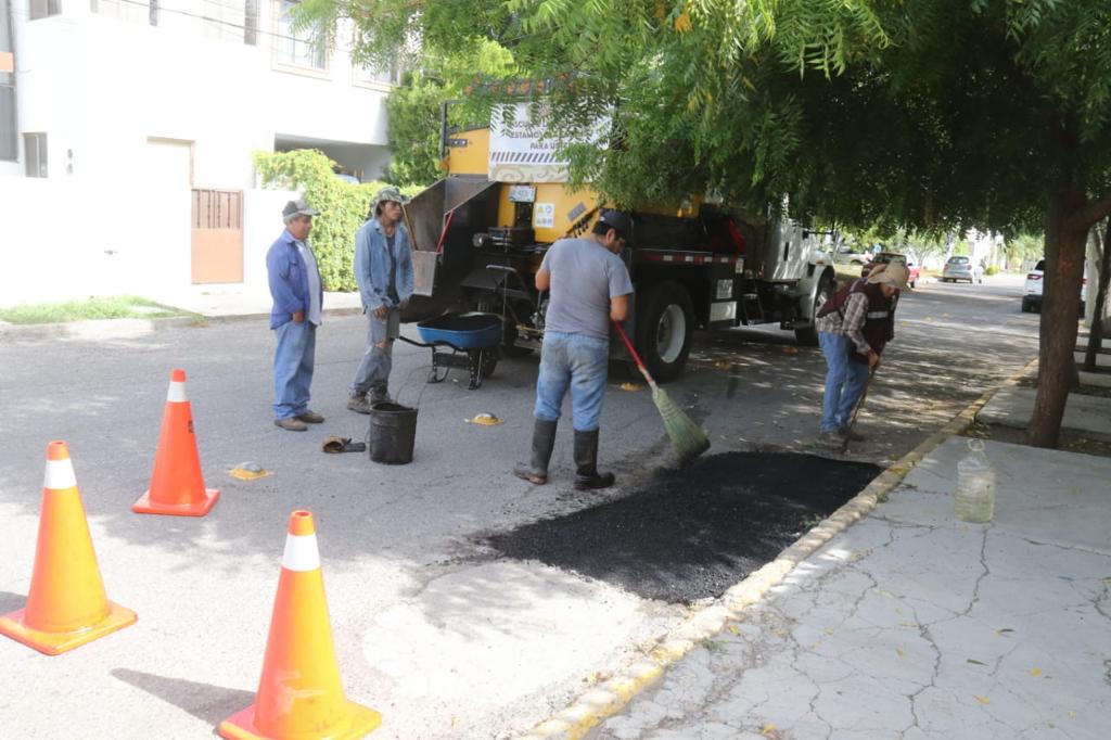 Continúa Gattás mejorando imagen urbana de la capital