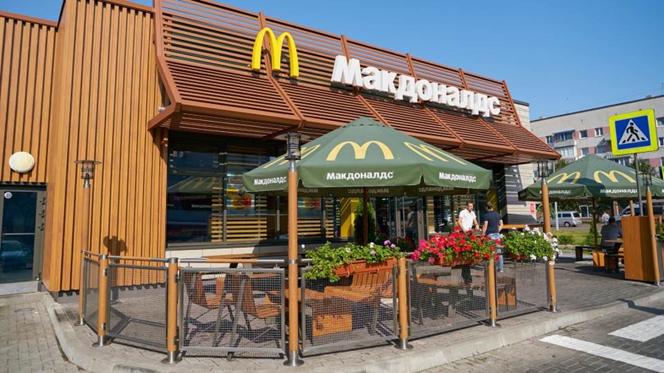 Reabrirán los antiguos restaurantes de McDonald’s en Rusia bajo una nueva marca