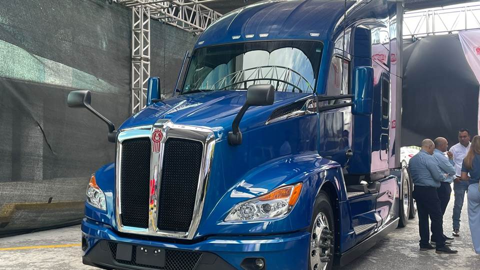 Buscan transportistas formar operadores en Nuevo Laredo
