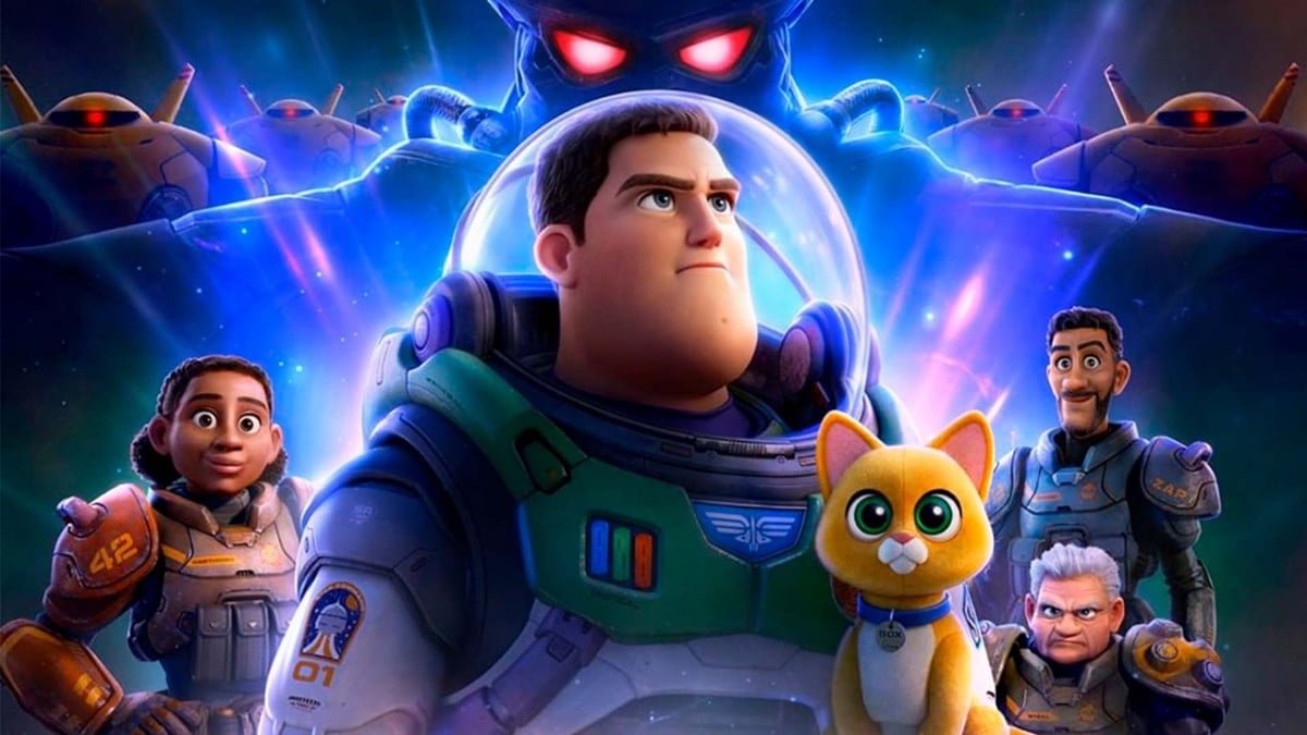 Prohíben película de “Lightyear” en 14 países por beso entre dos personas del mismo sexo