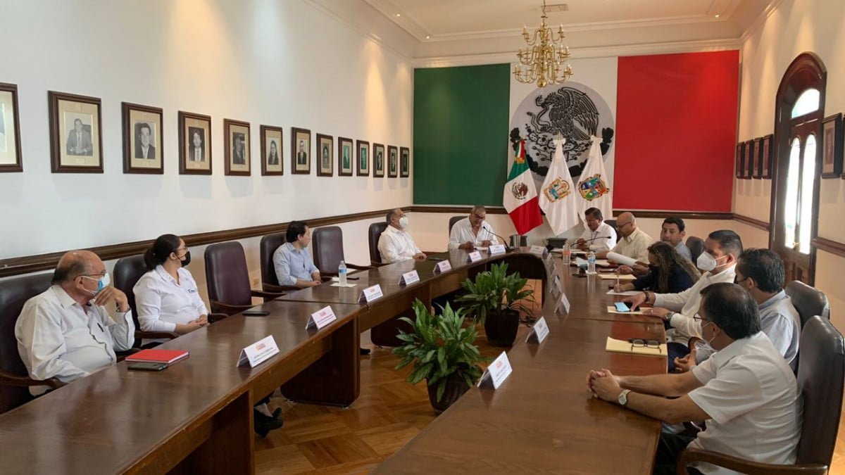 Sesiona Consejo Municipal de Mejora Regulatoria en Victoria