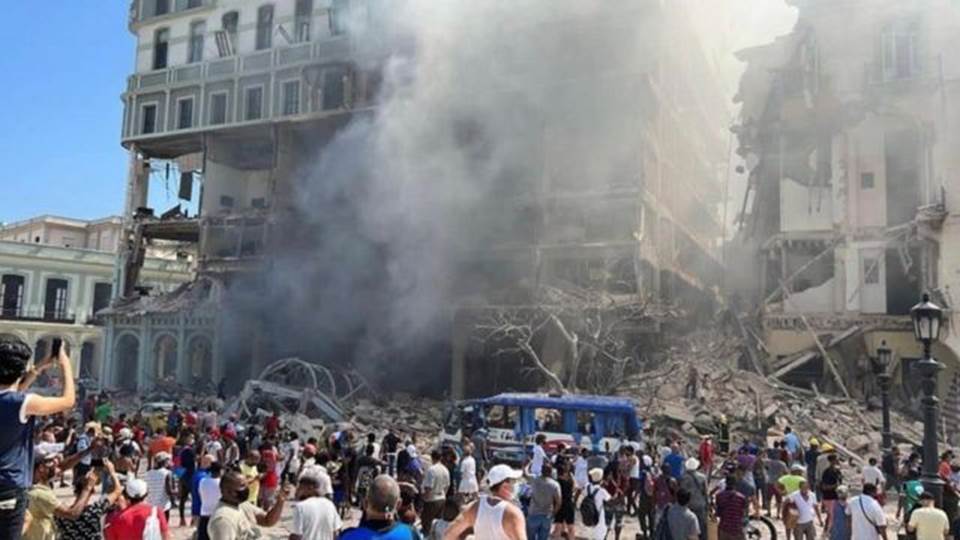 Sube a 47 la cifra de muertos por explosión en hotel Saratoga de La Habana