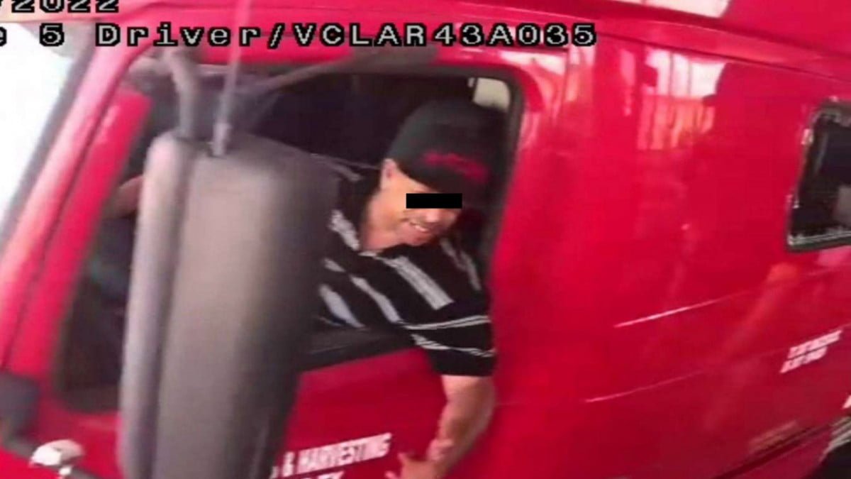 Conductor de tráiler en el que murieron 53 migrantes podría enfrentar cadena perpetua