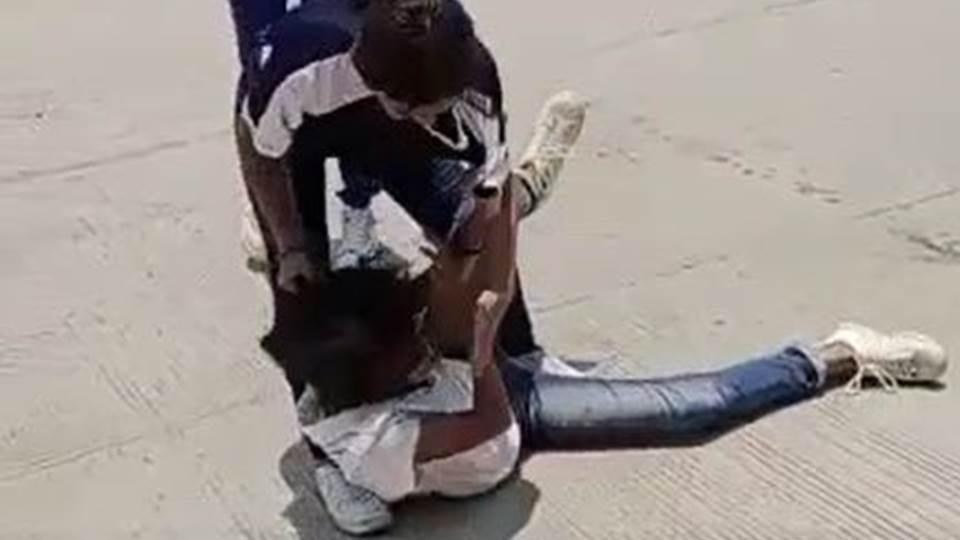 Alumnos de Tampico protagonizan peleas para volverse viral en redes sociales