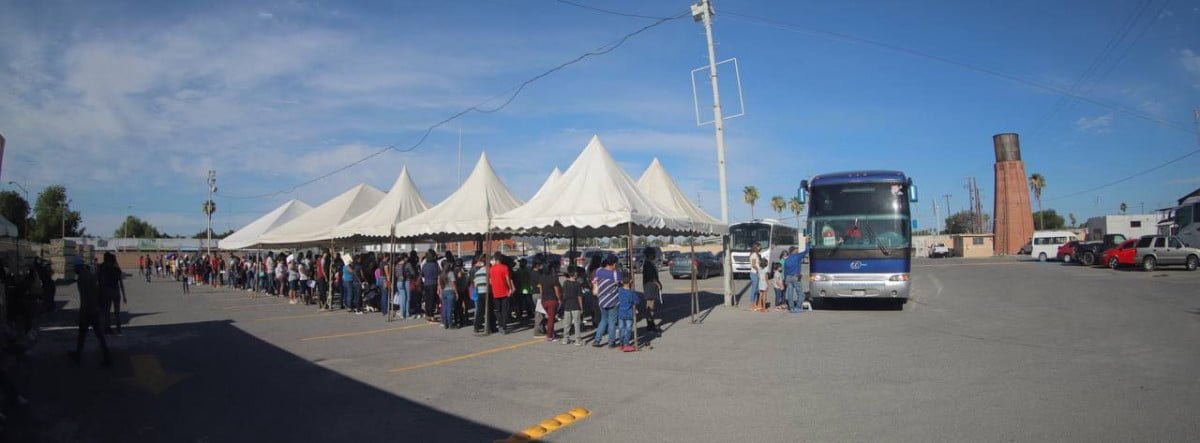 Se benefician fronterizos con vacunación transfronteriza en Nuevo Laredo