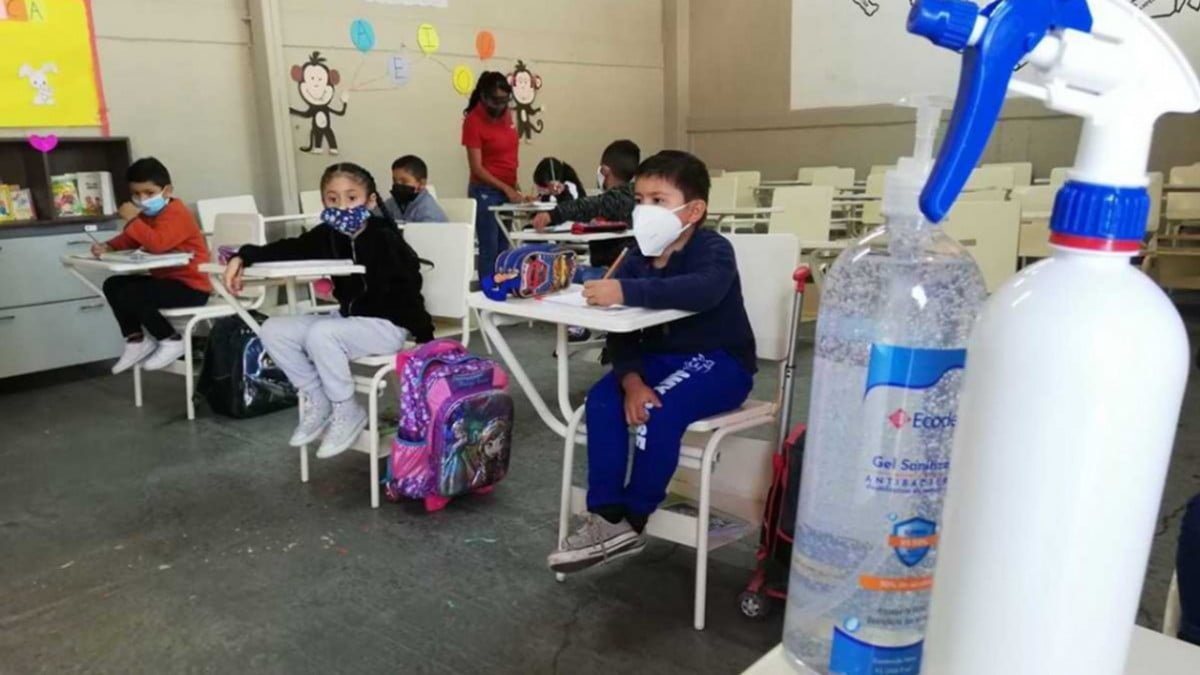 Sigue alerta en el sector educativo por Covid en escuelas