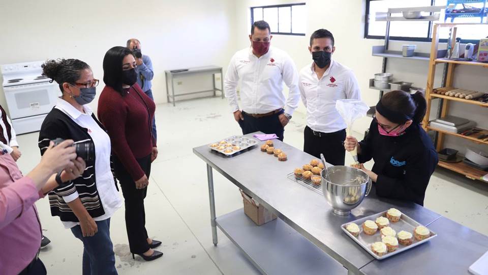 Graduarán a la primera generación de talleres de oficio
