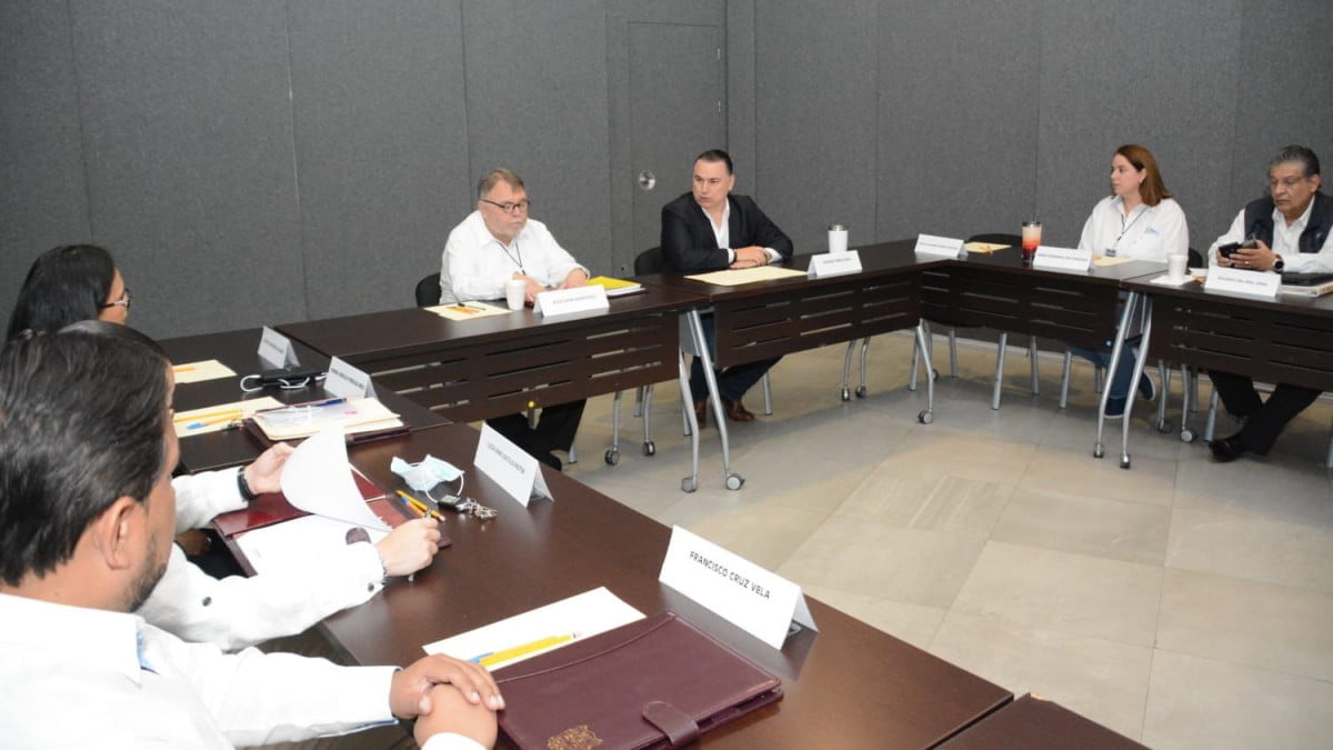 Se reúnen equipos de trabajo para proceso entrega-recepción en Tamaulipas