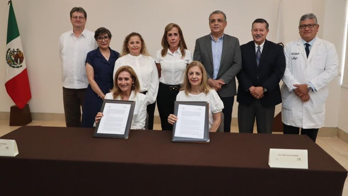 Firma Convenio de Colaboración DIF Tampico con IEST