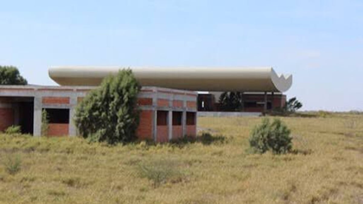 Busca Nuevo Laredo Aeropuerto de carga