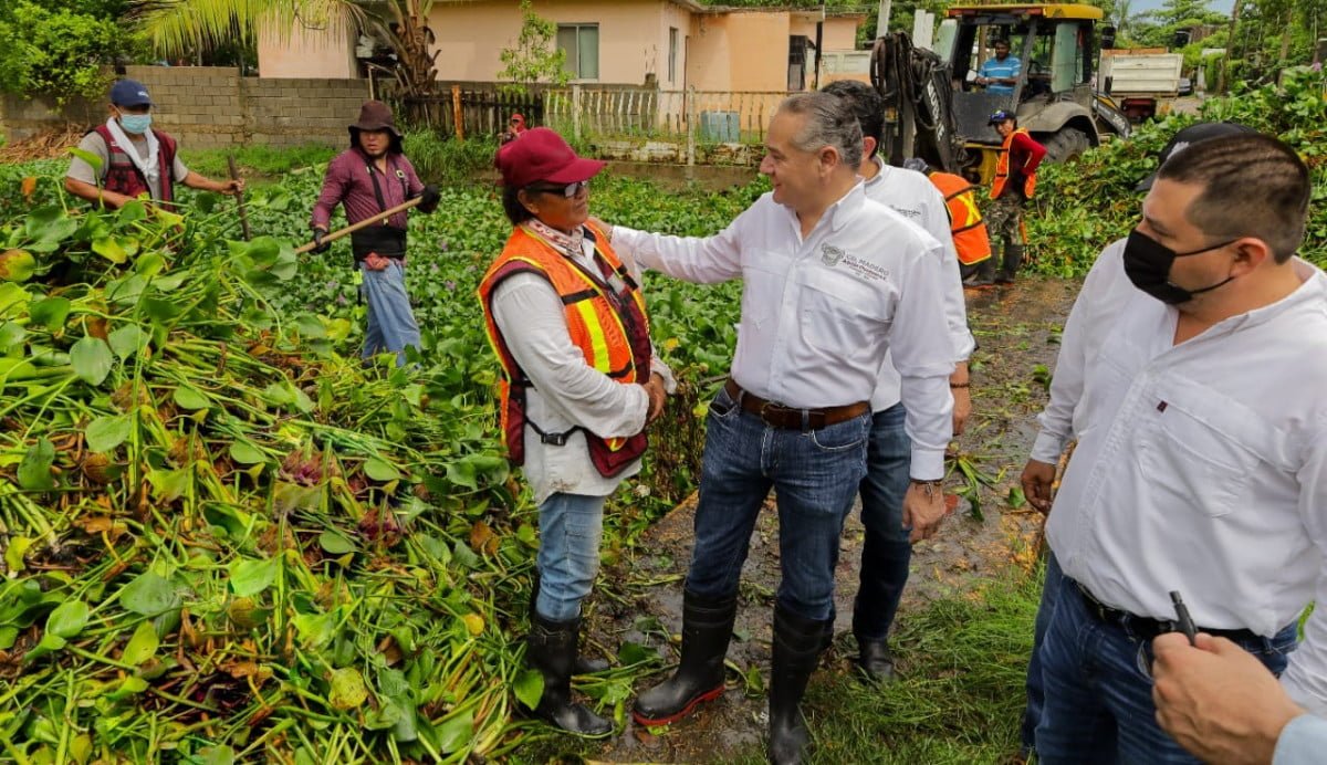 Ciudad Madero acelera el paso en desazolve de canales por temporada de Lluvias