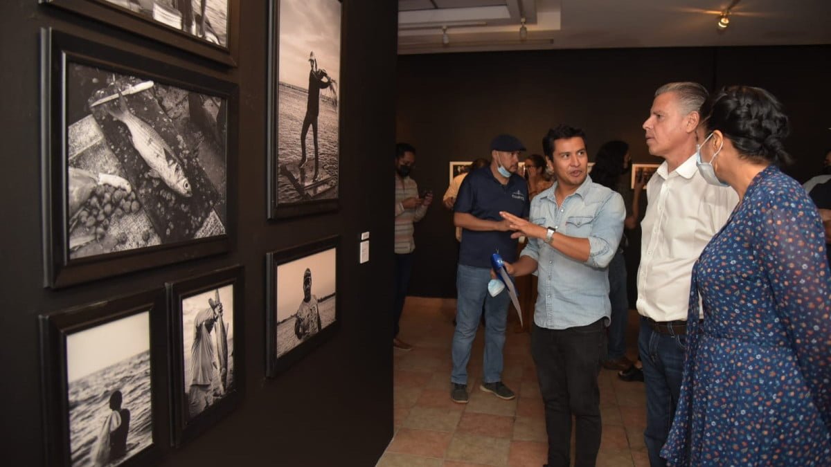 Premia Chucho Nader a Ganadores del XVII Certamen de Fotografía «Nacho López»