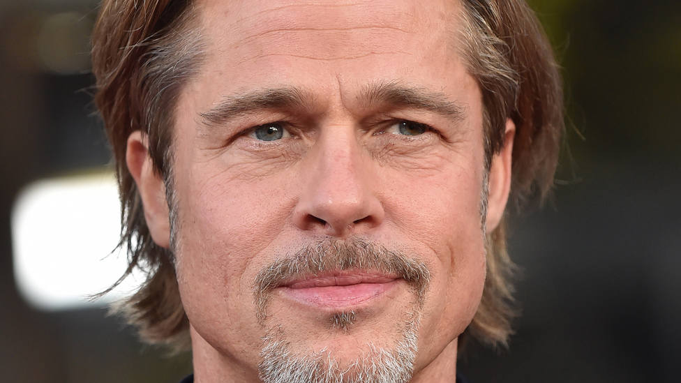 Angelina Jolie acusa a Brad Pitt de “asfixiar” a su hijo en un avión en 2016
