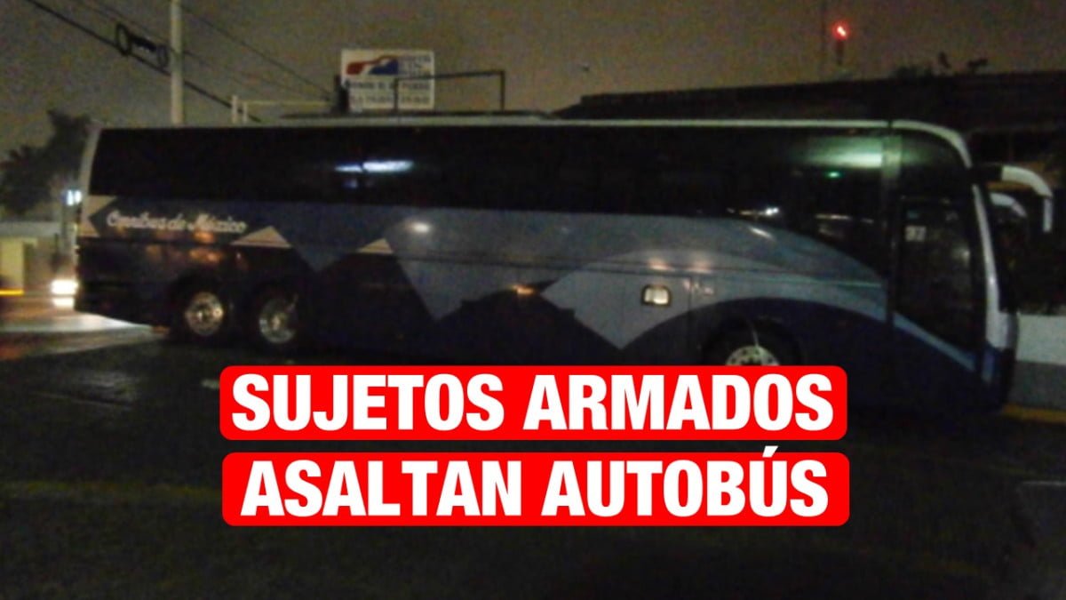 Sujetos armados asaltan autobús de pasajeros en Reynosa, detienen a dos.