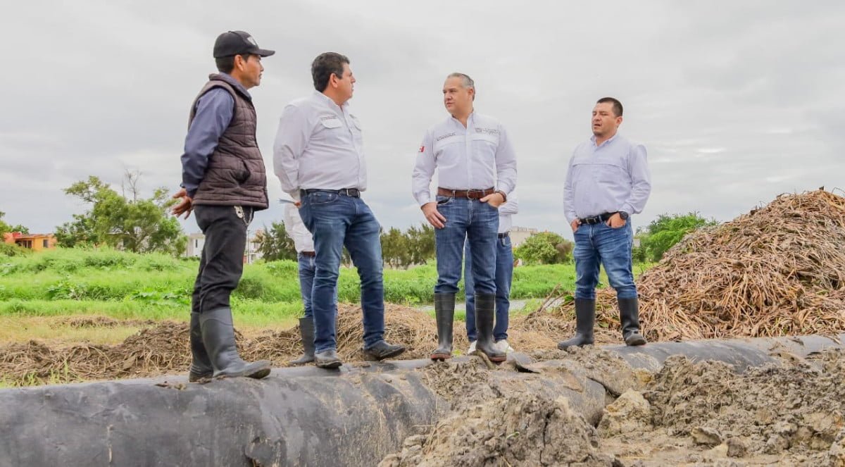 Gobierno de Adrián Oseguera avanza en el desazolve de lagunas
