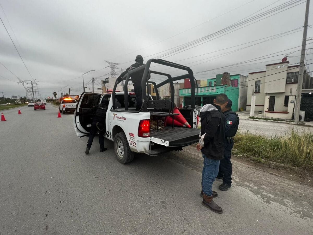 Inspeccionaban motociclistas y detectan a sujeto que tenía orden de aprehensión