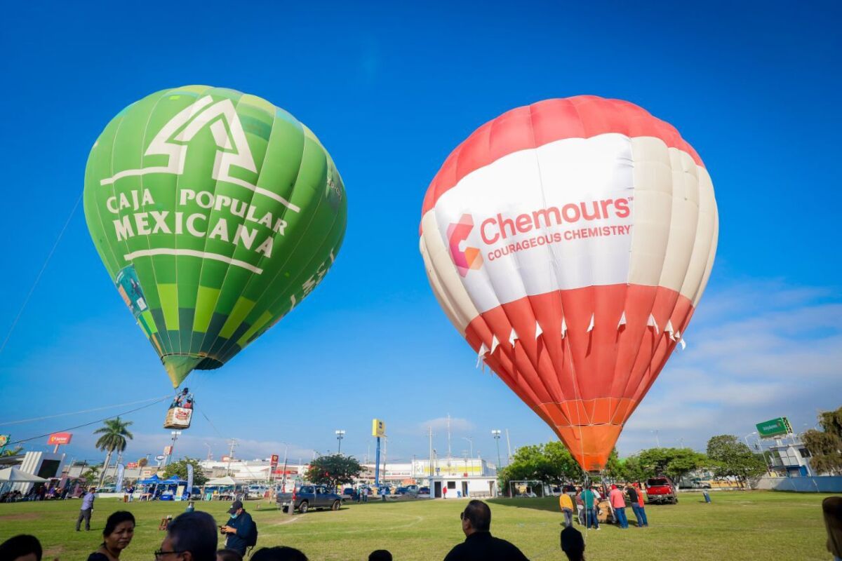 Gran éxito la “Expo Navidad en Globo 2022”