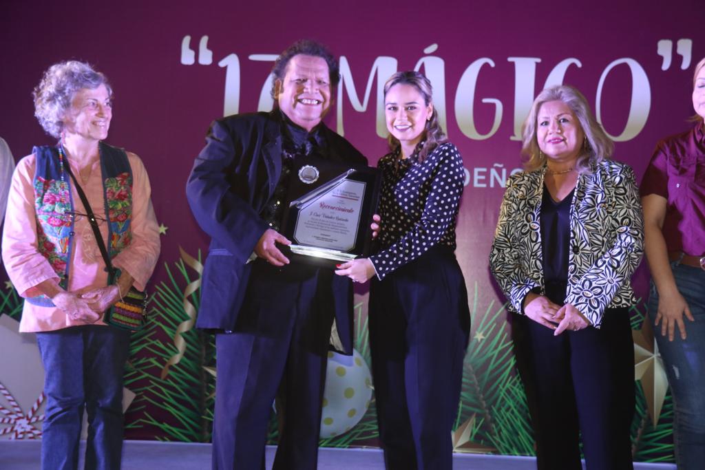 Inaugura Lucy de Gattás Festival «17 Mágico”