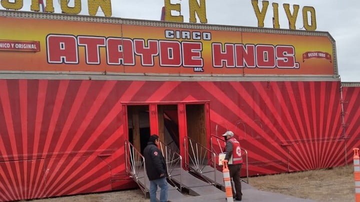 Supervisa personal de PC instalaciones de circos y centros de espectáculos