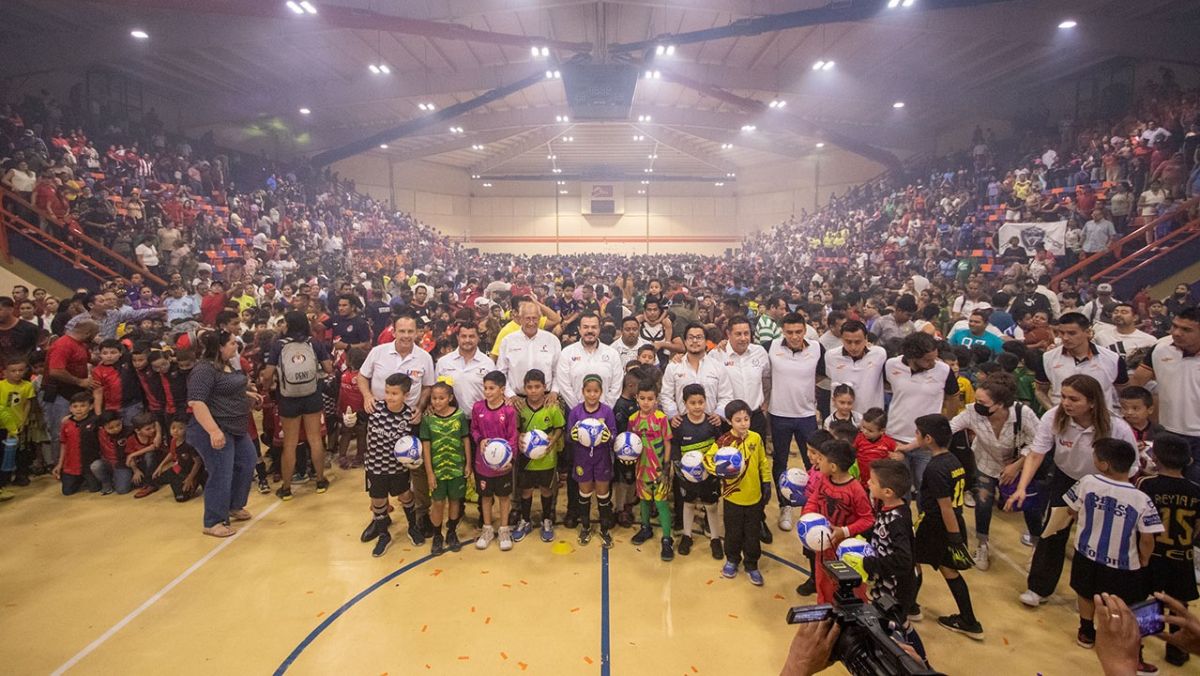 Inaugura Rector Guillermo Mendoza la Copa UAT 2023