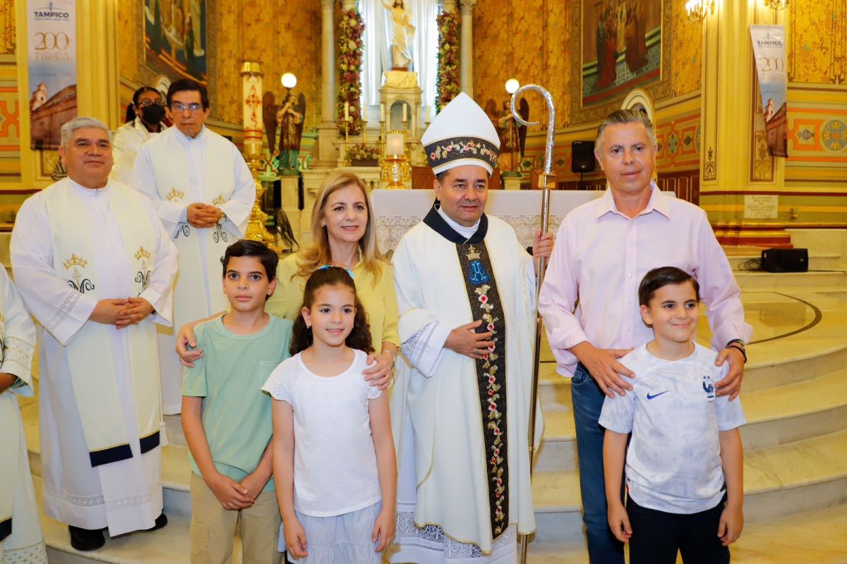 Celebran misa por el Bicentenario de Tampico