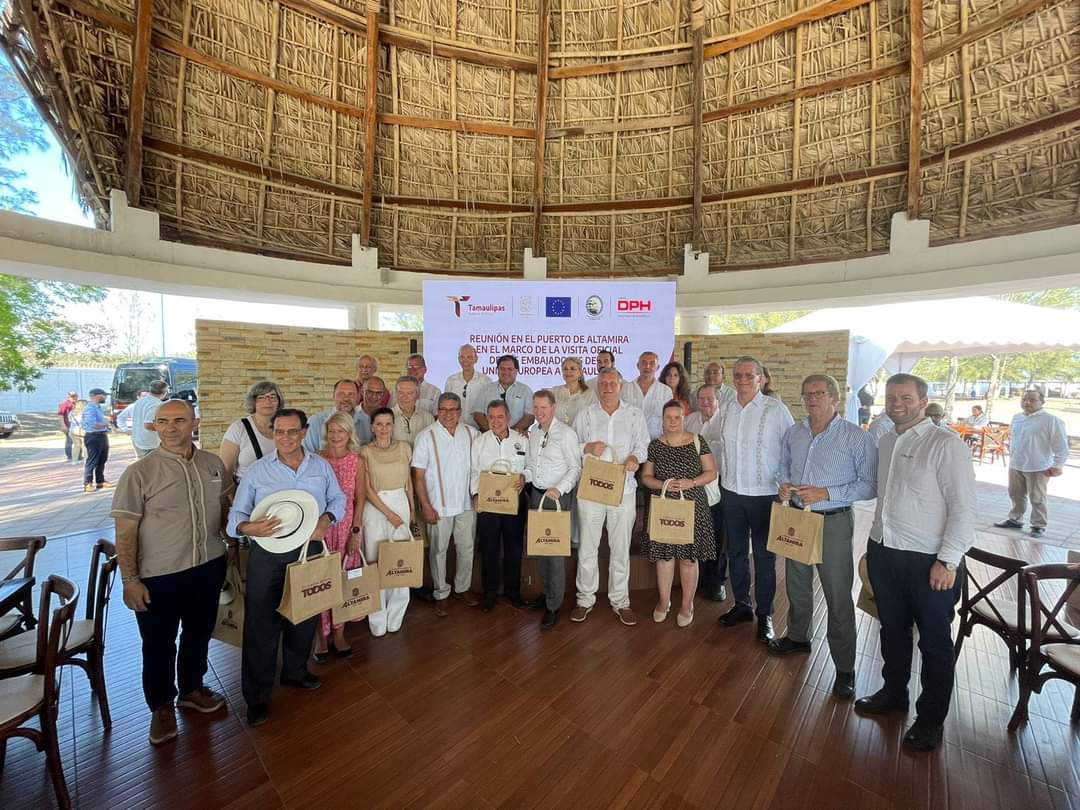 Muestra alcalde bondades del puerto de Altamira a embajadores de la UE