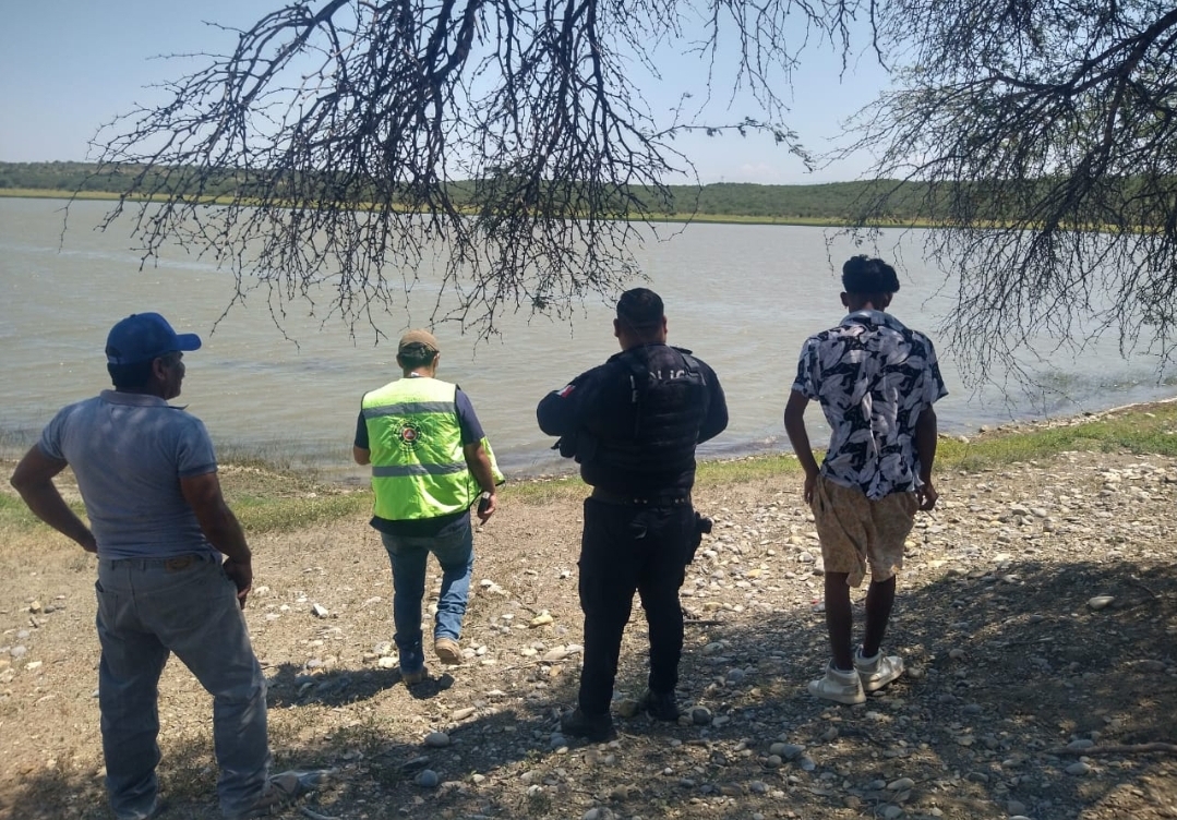 Guardia Estatal apoya a familiares de pescadores desaparecidos en presa de Güémez