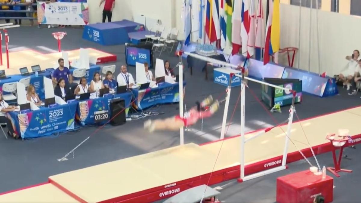 La gimnasta Alexa Moreno sufre FUERTE caída en los Juegos Centroamericanos