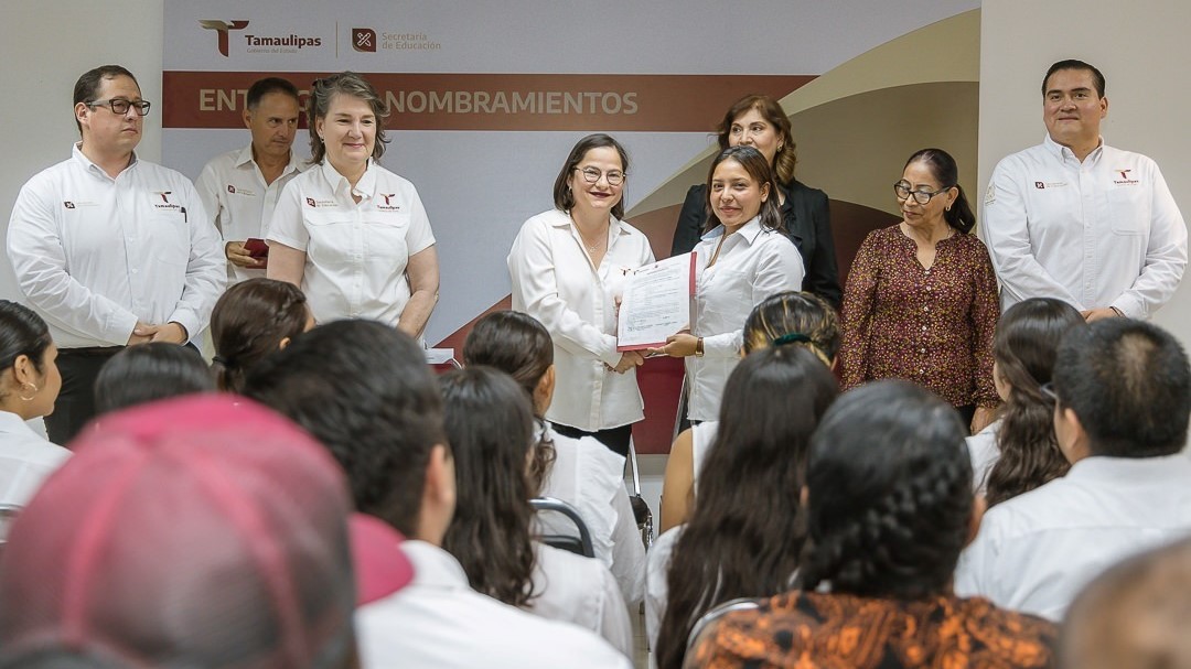 Entrega SET 88 nuevos nombramientos a maestros de educación básica