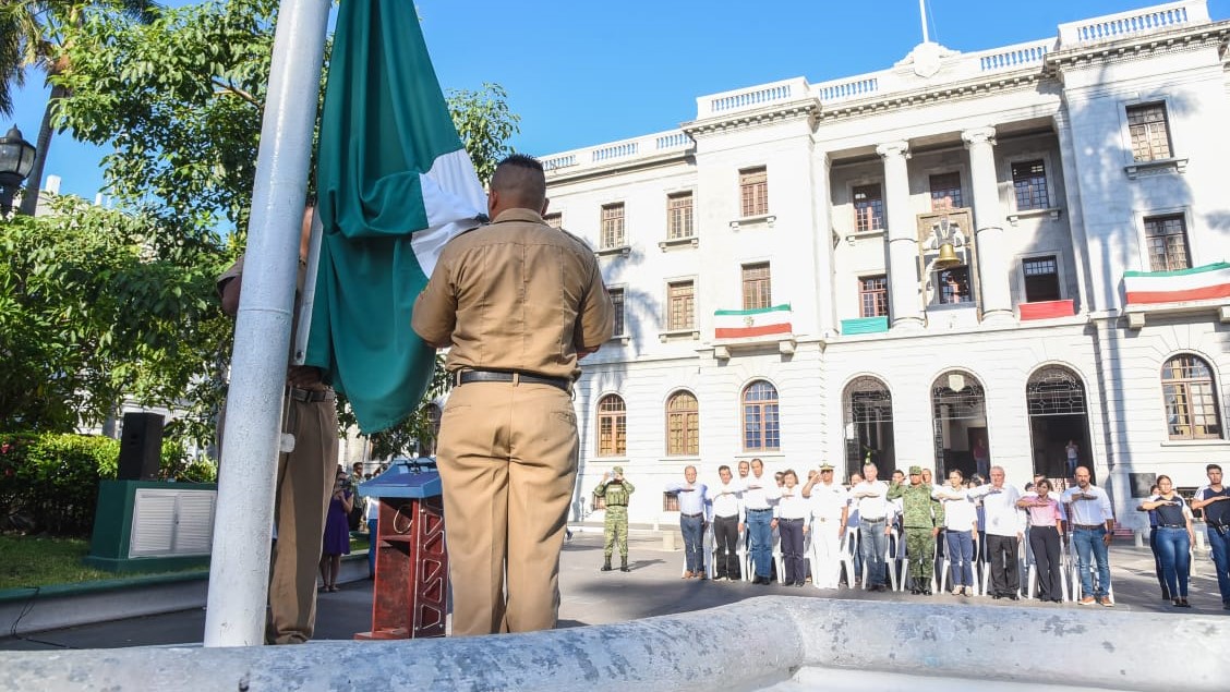Conmemora Chucho Nader 202 Aniversario de la Consumación de la Independencia