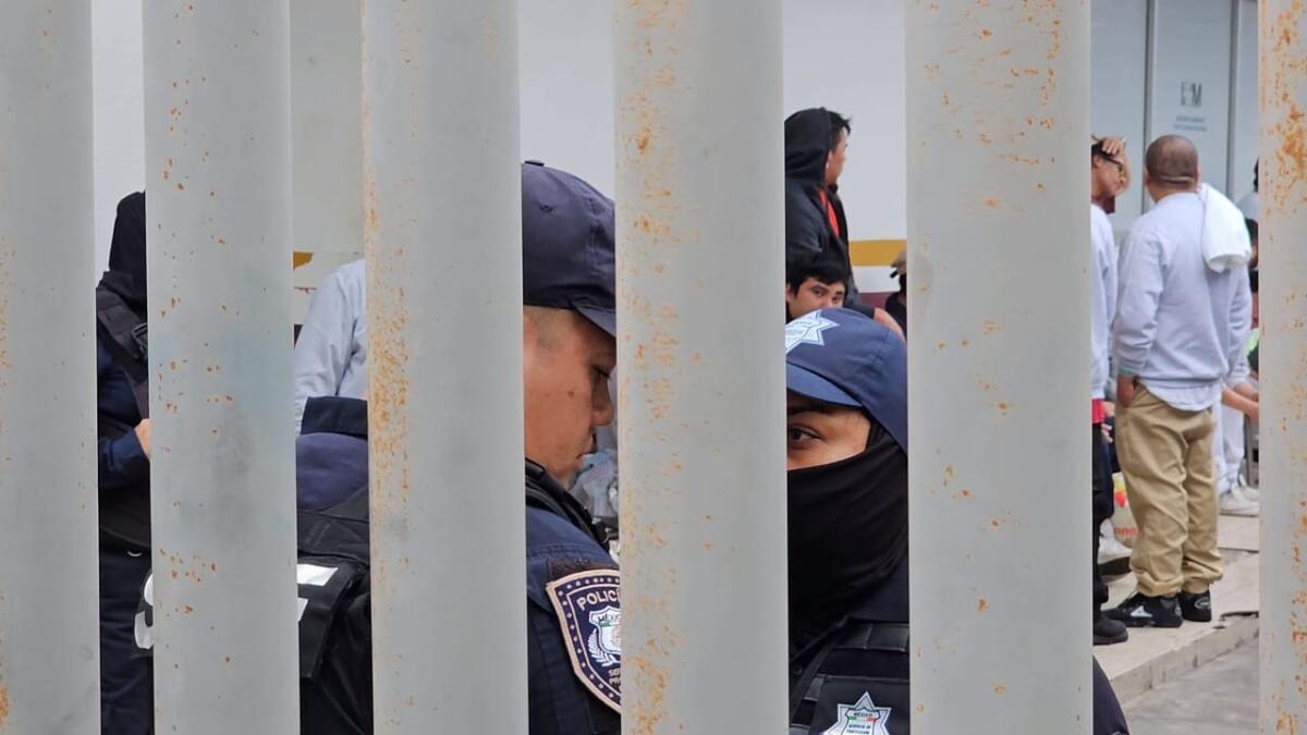 Policía Federal amenaza e impide trabajo de periodista en Matamoros