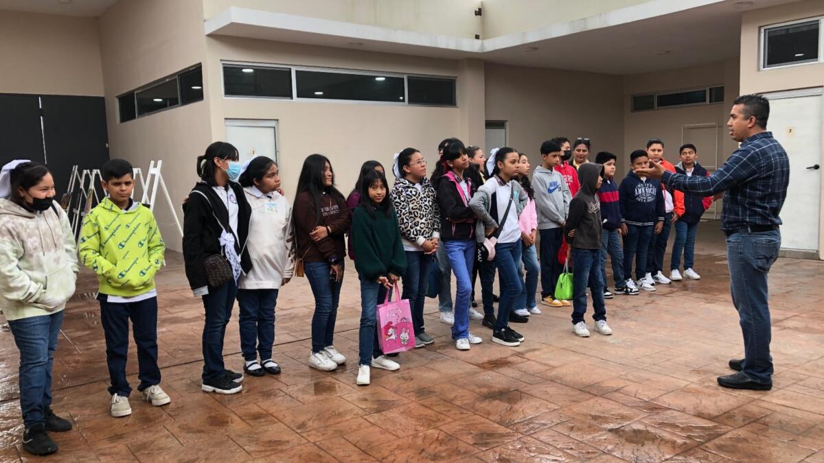 IRCA Jarachina recibe visita de alumnos de primaria