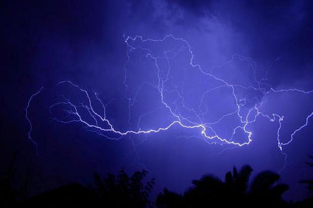 Frente frío traerá lluvias y tormentas electricas para Tamaulipas