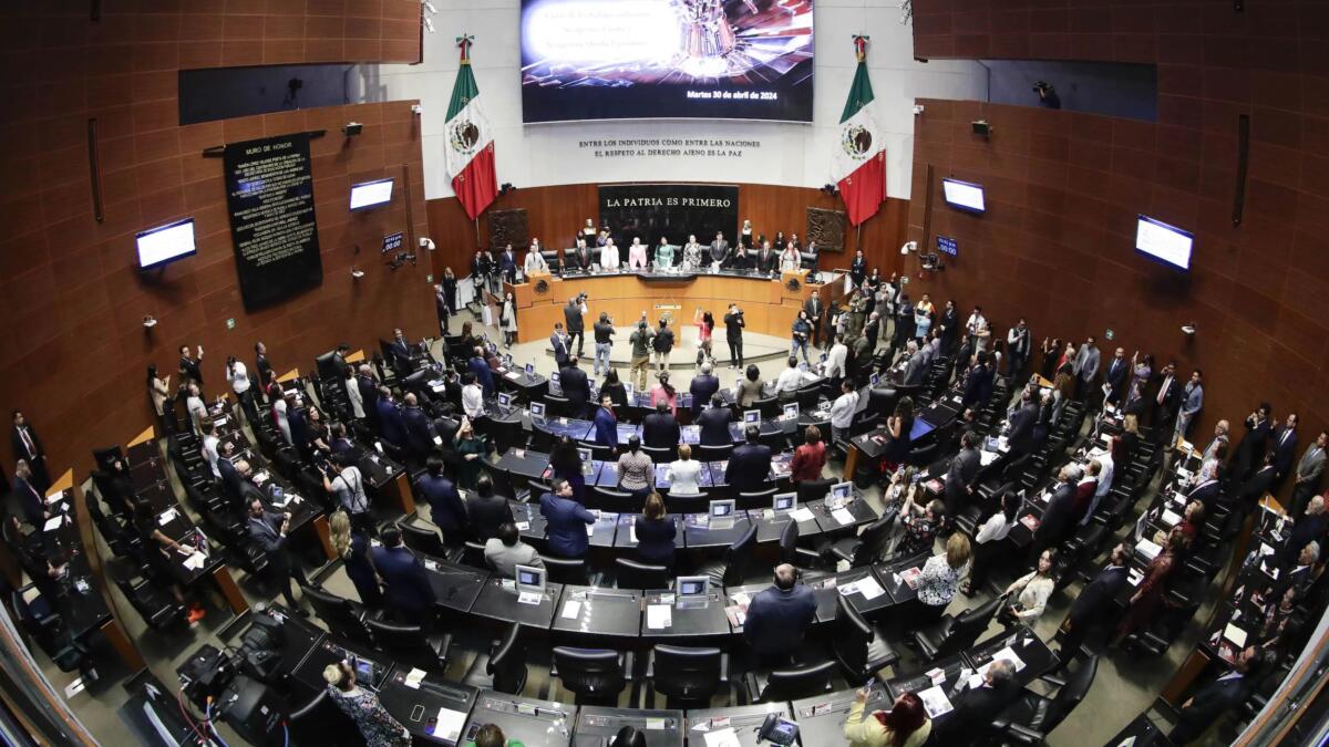 Aprueban reforma para declarar el día 1 de octubre como feriado oficial