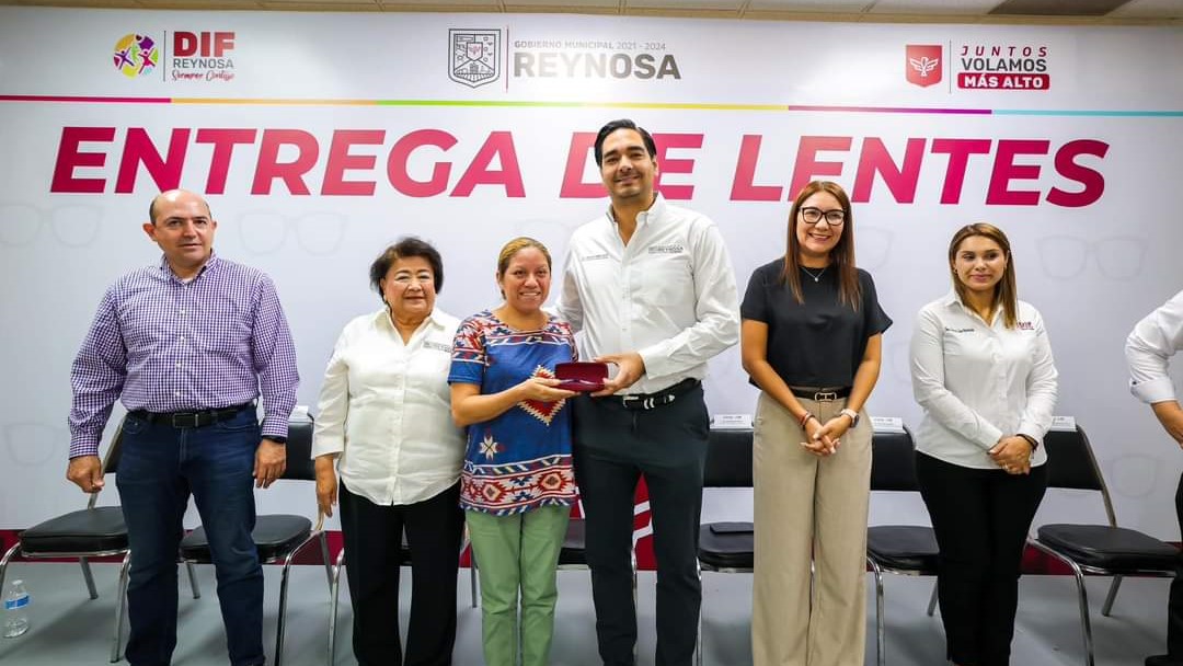 Entregó Carlos Peña Ortiz 350 lentes graduados, mediante Jornada de Salud Visual