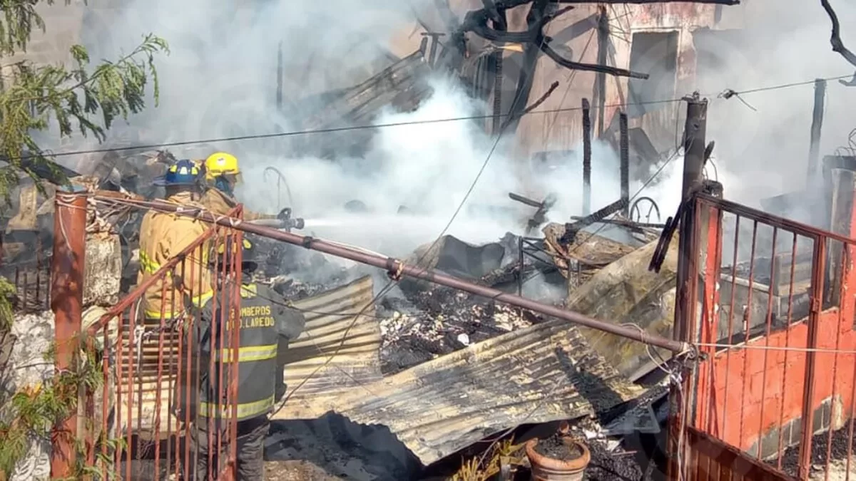 Incendio deja a matrimonio sin hogar