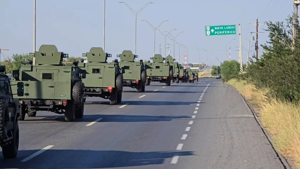 SEDENA refuerza vigilancia en Nuevo Laredo con 16 vehículos especiales