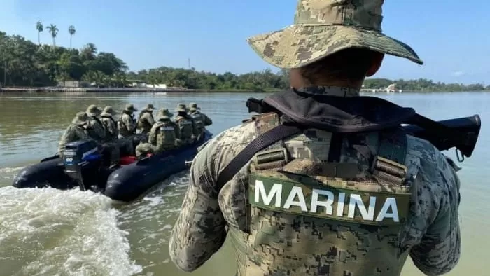 Detienen a nueve personas y aseguran droga en mar de Baja California Sur