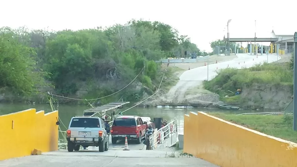 Detienen a dos estadounidenses por posesión de balas en Díaz Ordaz