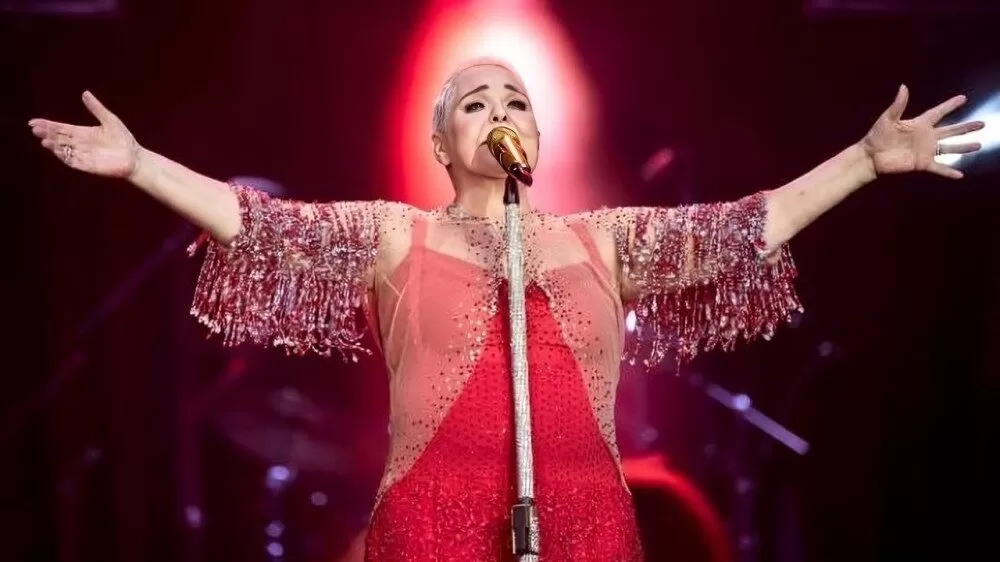 Lupita D’Alessio pospone conciertos en CDMX por problemas de salud