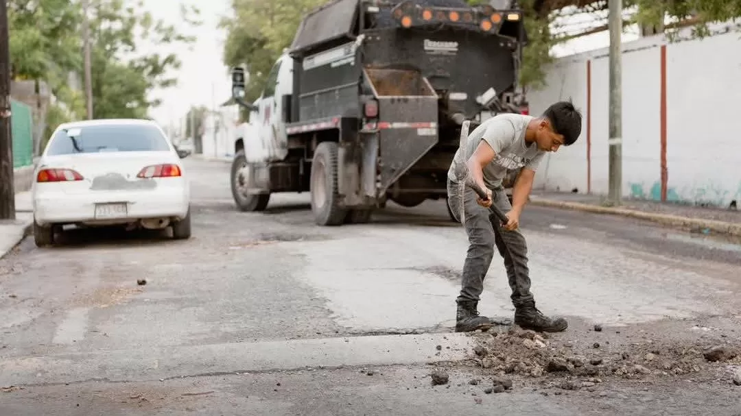 Avanza programa CalleACalle con rehabilitación vial en varias colonias de Matamoros