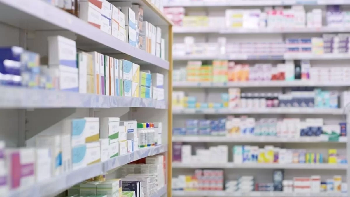 Cubana se sorprende al ver farmacia en México
