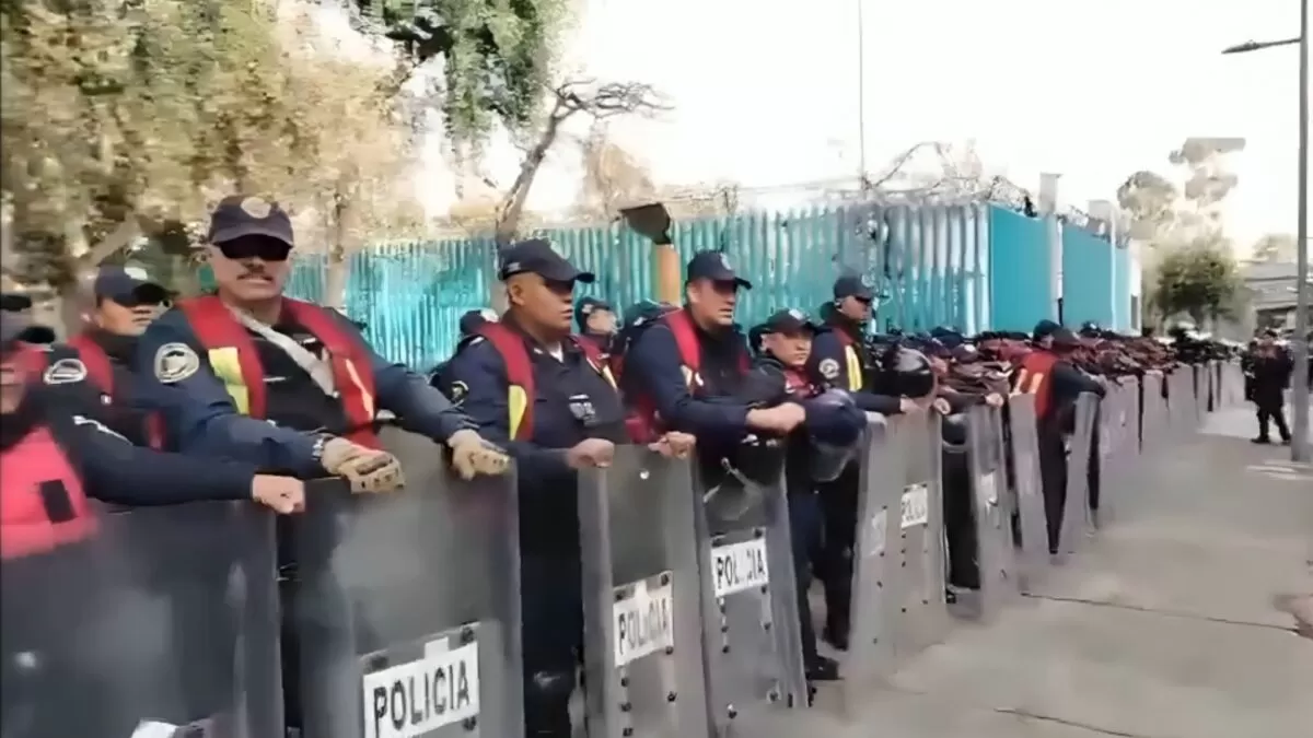 INE cierra oficinas por protesta de la CNTE