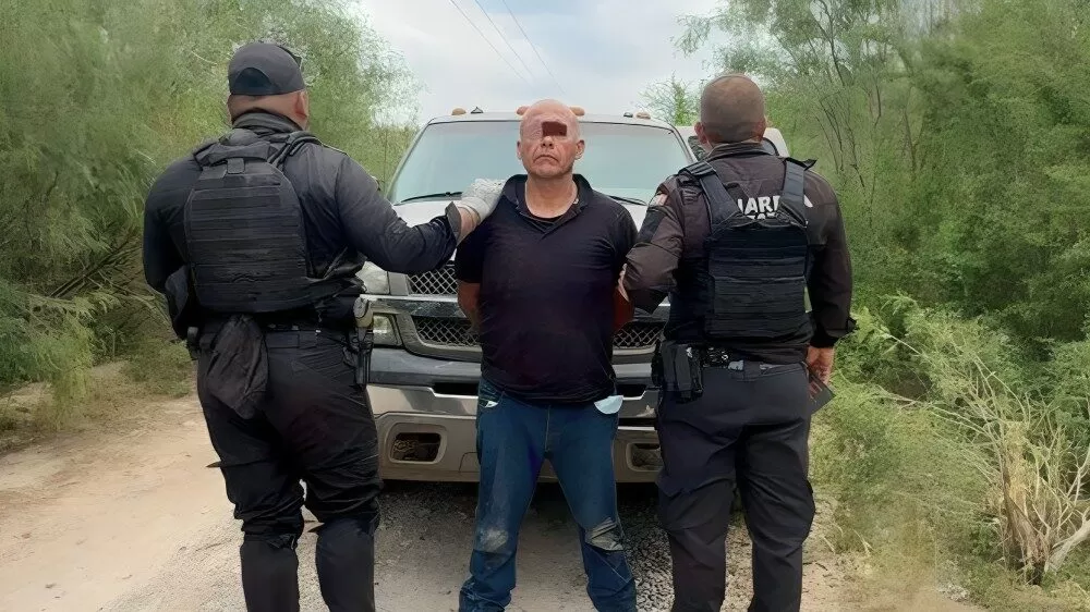 Capturan a hombre armado con camioneta robada en Reynosa