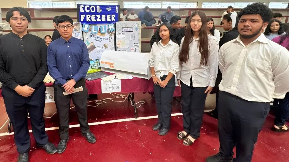 Estudiantes de Altamira crean minisplit ecológico sin consumo eléctrico