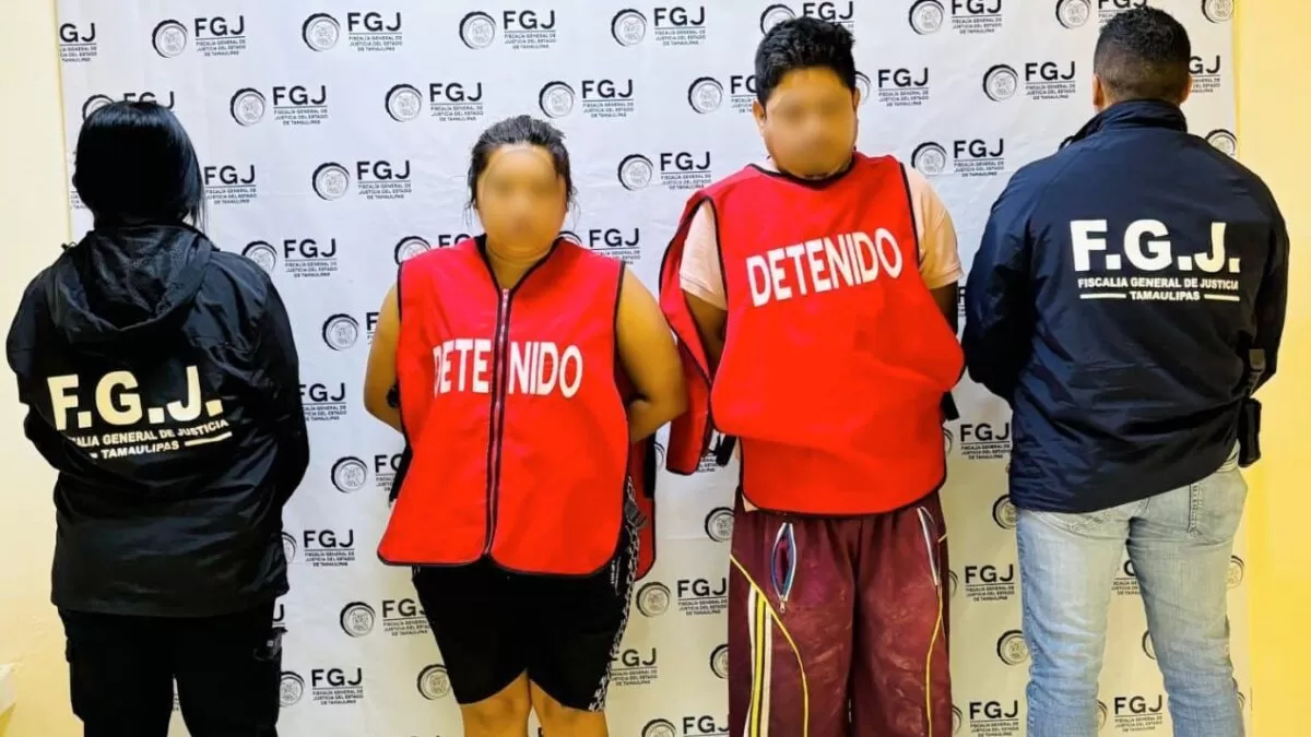 Niña de 2 años muere tras presunto abuso y estrangulamiento de sus padres
