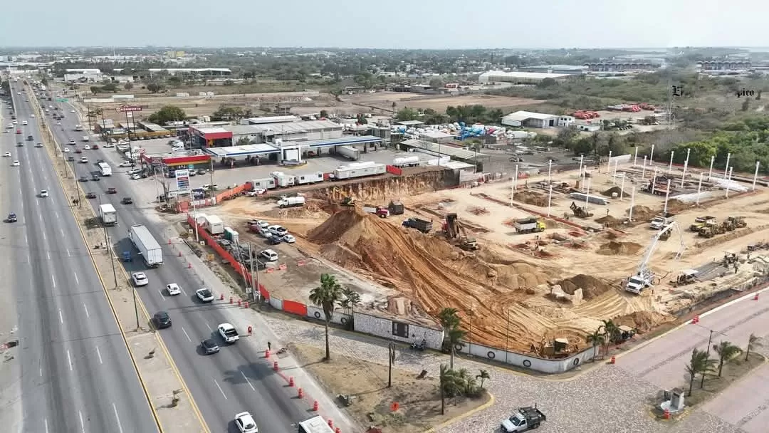 Obreros de altura trabajan en horarios nocturnos por las altas temperaturas